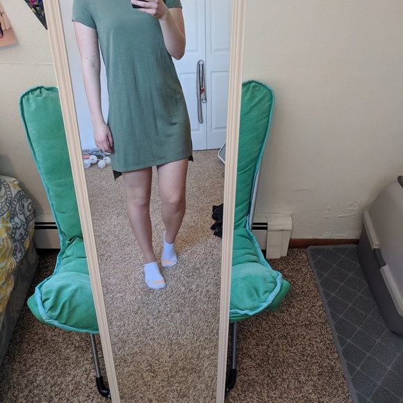 T-shirt dress - Picture 3 of 3